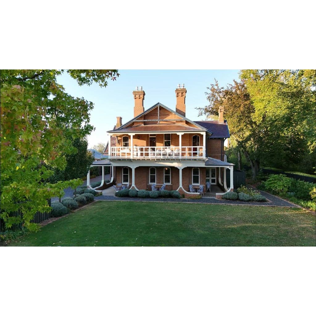 Travellers acquires historic boutique hotel